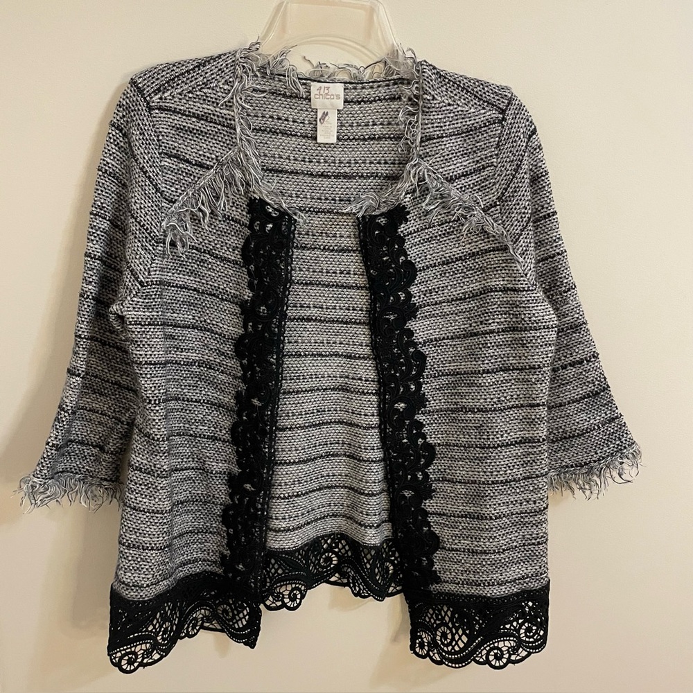 Chico’s Black White Woven Open Front Jacket w/ Black Lace Trim & Fringe Wm Sz M